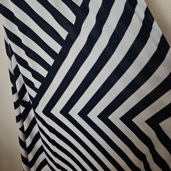 Raindrops Maxi Dress V-Neck Blue White Stripes Strapless Casual Vacation Neutral - Picture 8 of 11